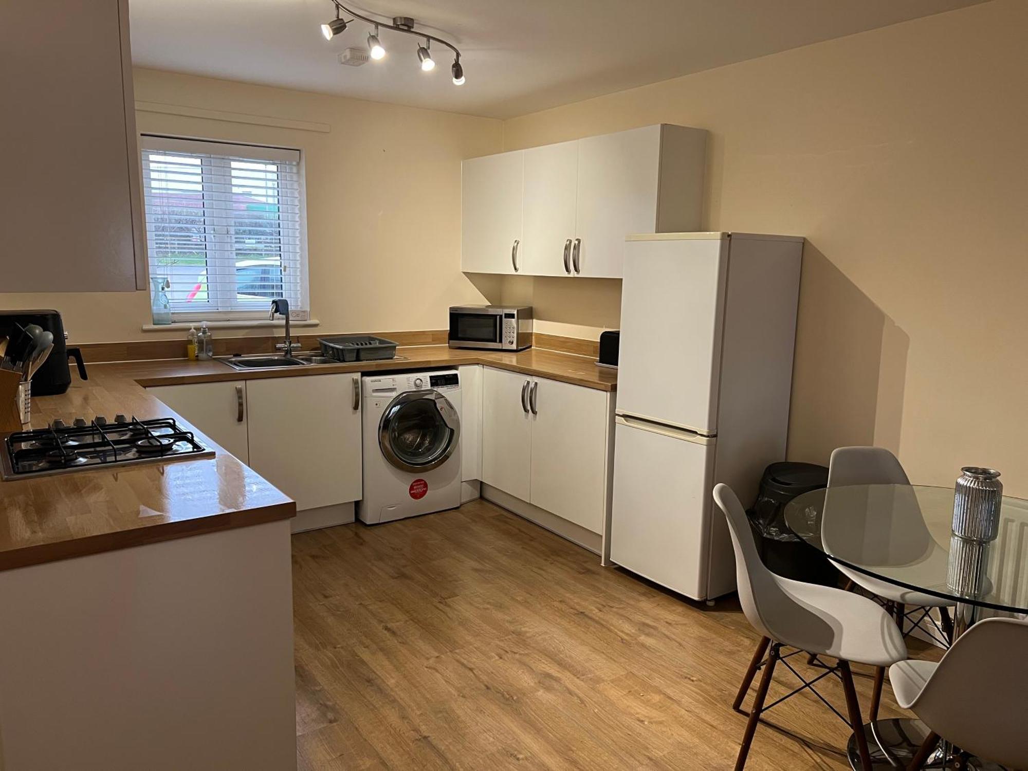Home Away From Home: Cozy Two Bedroom Apartment Banbury Extérieur photo
